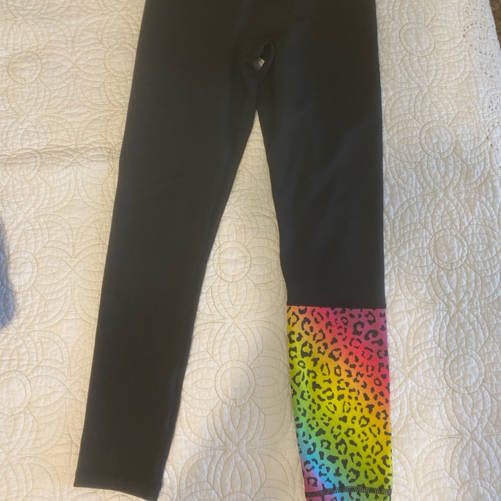 Zyia leopard rainbow light n tight leggings